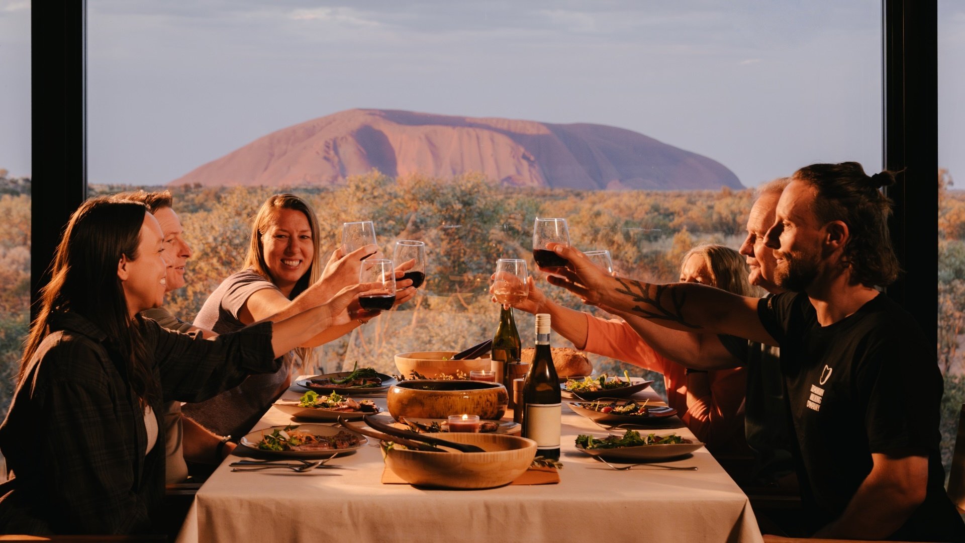 Uluru USP 4 - 1920x1080px